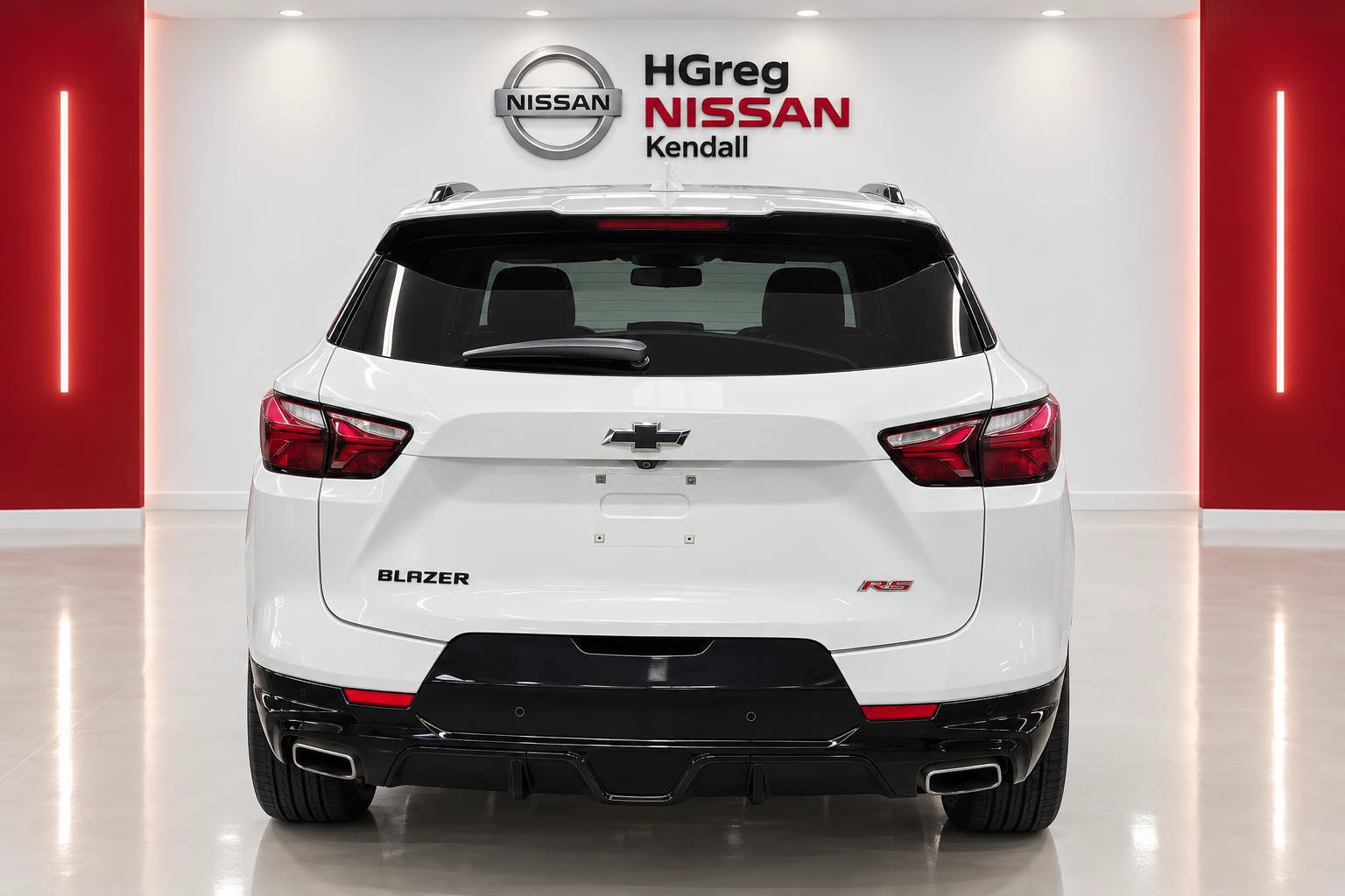 Used 2021 Chevrolet Blazer RS w/ Enhanced Convenience Package FWD image 5