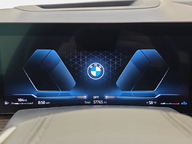 Used 2023 BMW X7 xDrive40i AWD/4WD image 18