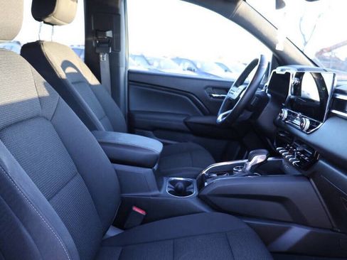 Used 2024 GMC Canyon Elevation w/ Convenience Package image 15