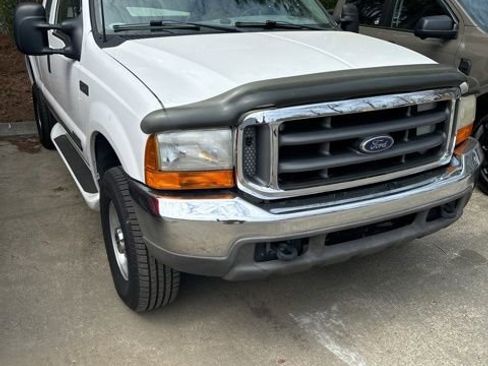 Used 1999 Ford F250 XLT image 14