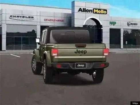 New 2025 Jeep Gladiator Sport image 8