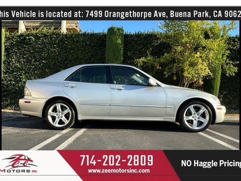 Used 2004 Lexus IS 300 w/ Pwr & Alcantara Pkg RWD image 6