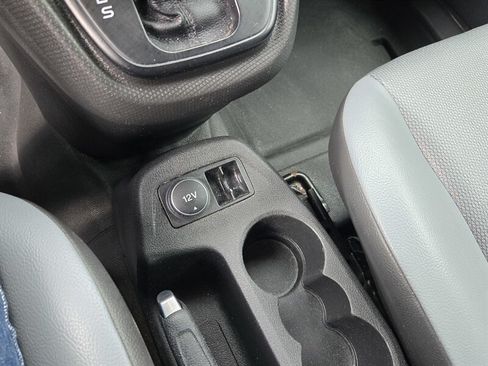Used 2016 Ford Transit Connect XL FWD image 18