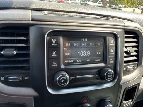 Used 2016 RAM 2500 Tradesman w/ Chrome Appearance Group AWD/4WD image 23