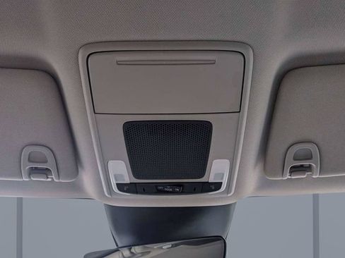 Used 2025 Honda Pilot EX-L image 25
