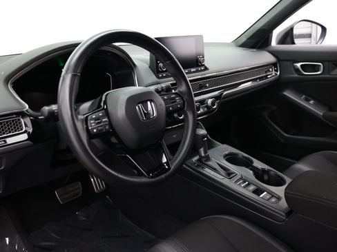 Used 2024 Honda Civic Sport image 11