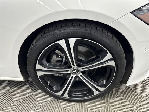 Used 2024 Mercedes-Benz C 300 Sedan image 13