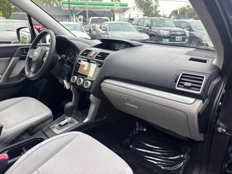 Used 2016 Subaru Forester 2.5i Premium AWD/4WD image 14