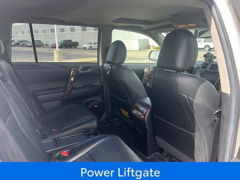 Used 2013 Toyota Highlander Limited image 7
