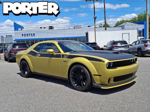Used 2021 Dodge Challenger R/T Scat Pack RWD image 1