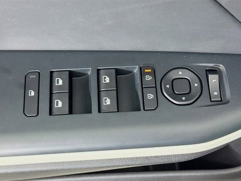 New 2025 Kia K4 GT-Line Turbo image 18