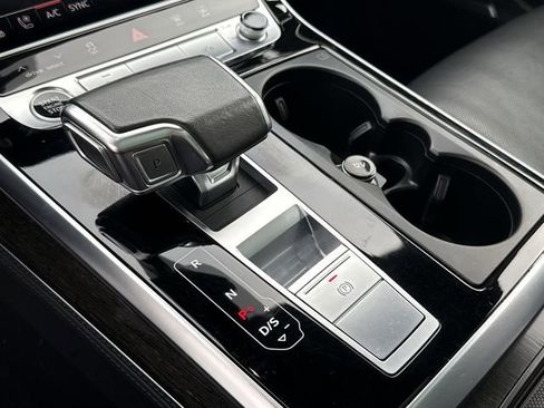 Used 2022 Audi Q7 3.0T Prestige image 19