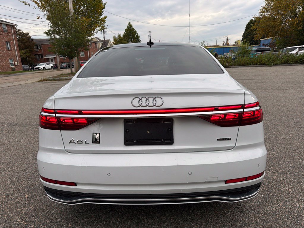 Used 2023 Audi A8 L 3.0T AWD/4WD image 6