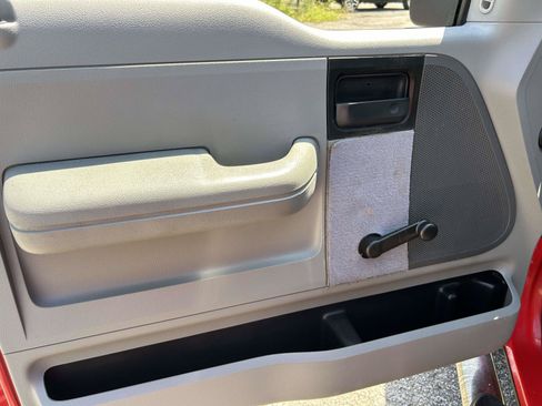Used 2005 Ford F150 STX RWD image 13