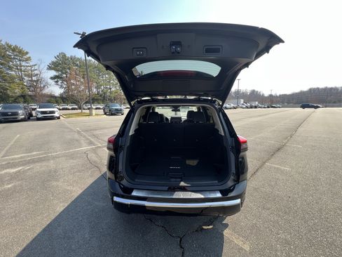 New 2026 Nissan Rogue Platinum image 28