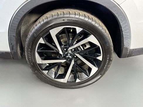 Used 2022 Mitsubishi Outlander SEL Black Edition image 37