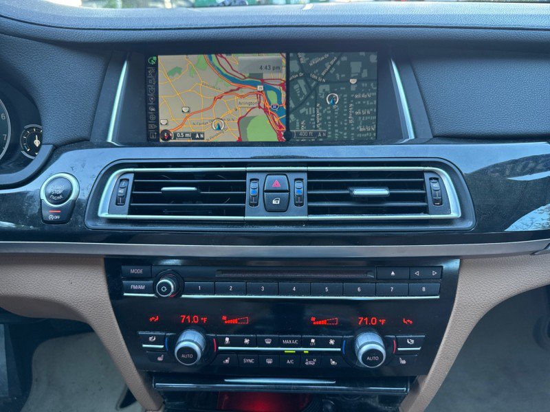Used 2015 BMW 740Li xDrive AWD/4WD image 24