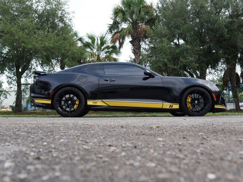 Used 2020 Chevrolet Camaro ZL1 RWD image 39
