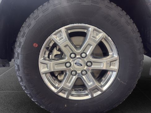 Used 2022 Ford F150 Lariat AWD/4WD image 10