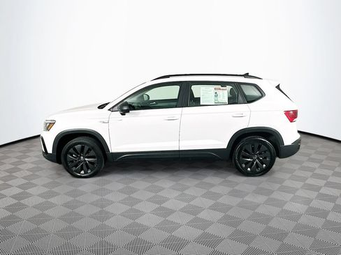 Used 2024 Volkswagen Taos S FWD image 5