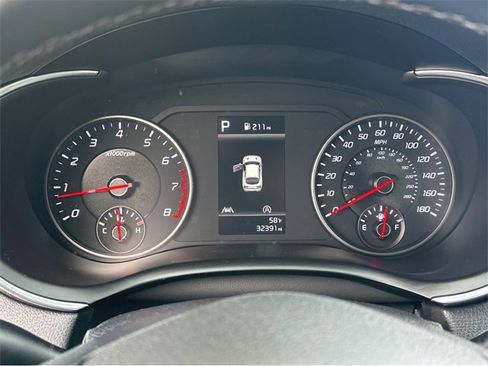 Used 2022 Kia Stinger GT-Line image 32