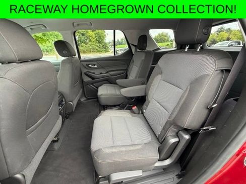 Used 2018 Chevrolet Traverse LT AWD/4WD image 36