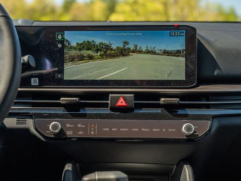 New 2026 Kia Sportage EX FWD image 25