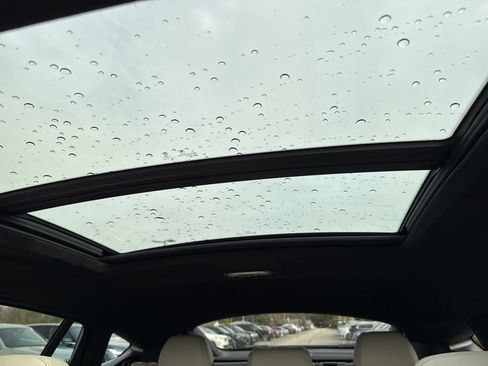 Used 2024 BMW X6 M Competition image 19