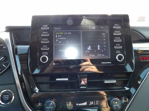 Used 2024 Toyota Camry SE w/ Cold Weather Package image 16