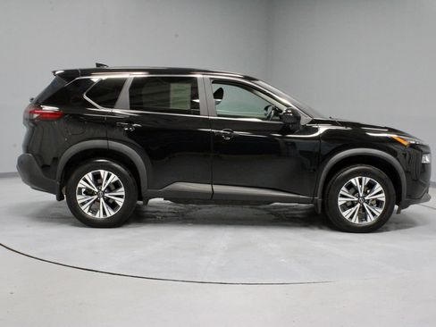 Certified 2023 Nissan Rogue SV AWD/4WD image 11