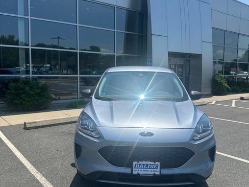 Used 2022 Ford Escape SE w/ Cold Weather Package AWD/4WD image 2