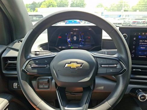 Used 2024 Chevrolet Silverado EV W/T AWD/4WD image 21
