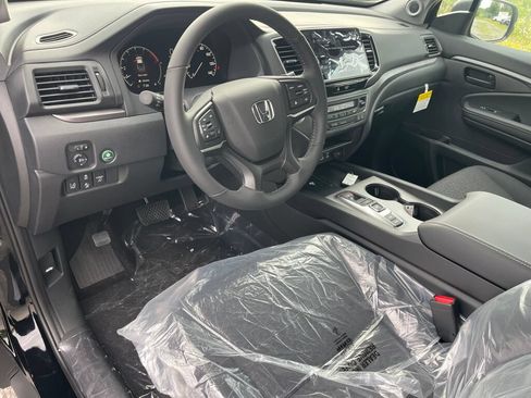 New 2026 Honda Ridgeline Sport image 6