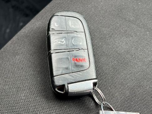 Used 2020 Dodge Challenger R/T Scat Pack w/ Driver Convenience Group RWD image 27