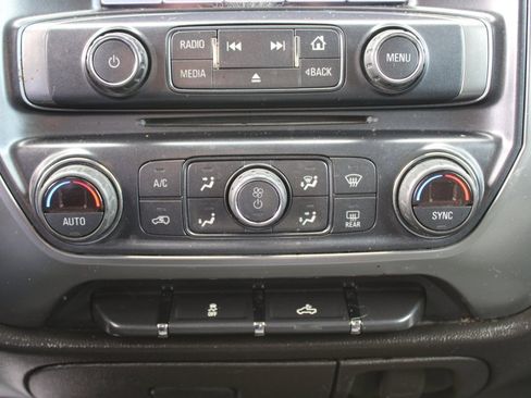 Used 2018 Chevrolet Silverado 1500 LT w/ All Star Edition image 20