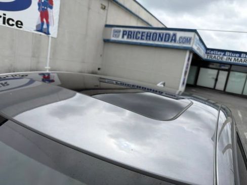Used 2025 Acura Integra A-Spec w/ Technology Package FWD image 8