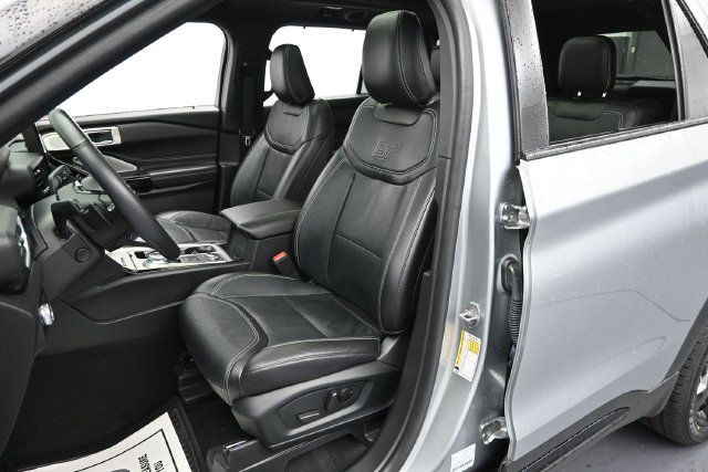 Used 2023 Ford Explorer ST w/ Equipment Group 401A AWD/4WD image 11