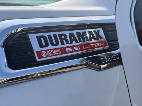 Used 2021 GMC Sierra 2500 Denali w/ Denali Ultimate Package AWD/4WD image 6