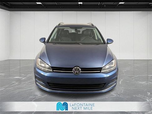 Used 2015 Volkswagen Golf SE image 8