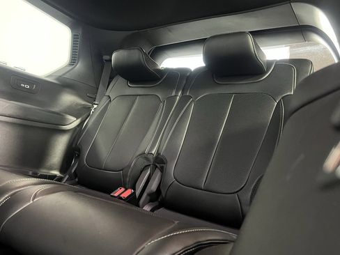 Certified 2024 Jeep Grand Cherokee L Limited w/ Luxury Tech Group II image 26