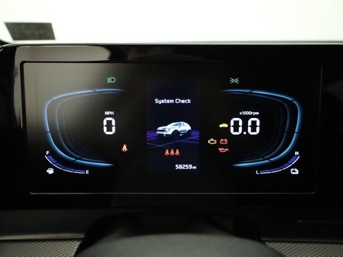 Used 2023 Kia Sportage LX image 15