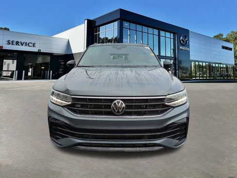 Used 2022 Volkswagen Tiguan SE R-Line image 9