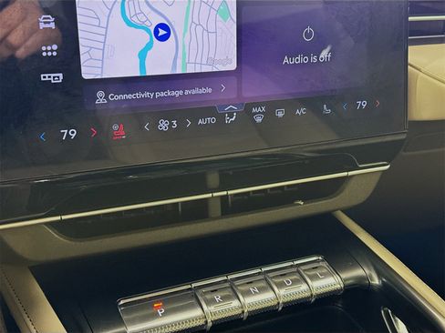 Used 2024 Lincoln Nautilus Premier w/ Equipment Group 102A image 13