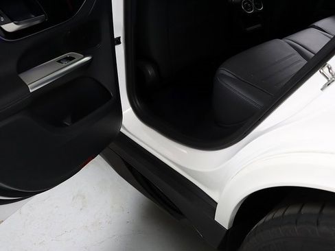 Certified 2025 Mercedes-Benz GLC 43 AMG 4MATIC image 26