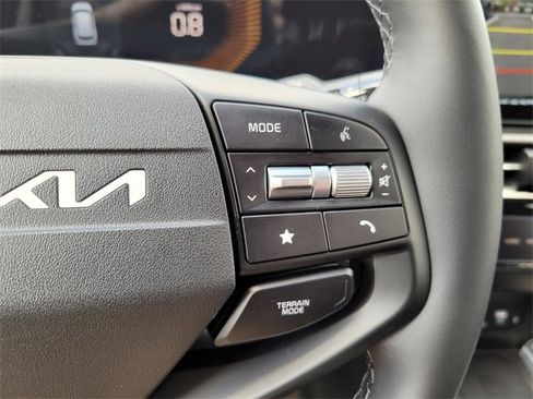 New 2026 Kia Sportage EX image 18