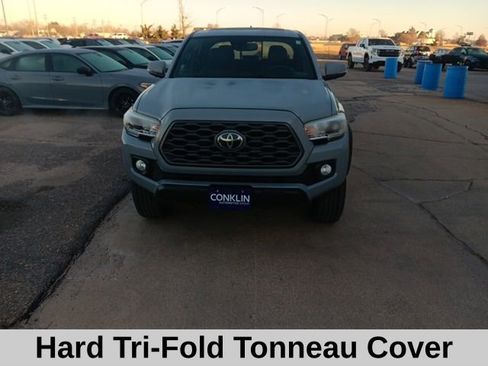 Used 2020 Toyota Tacoma 4x4 Double Cab image 10