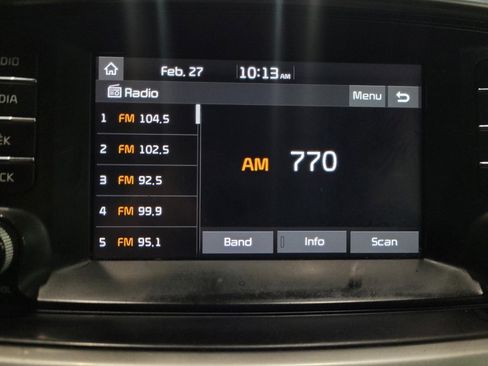 Used 2020 Kia Sorento LX FWD image 25