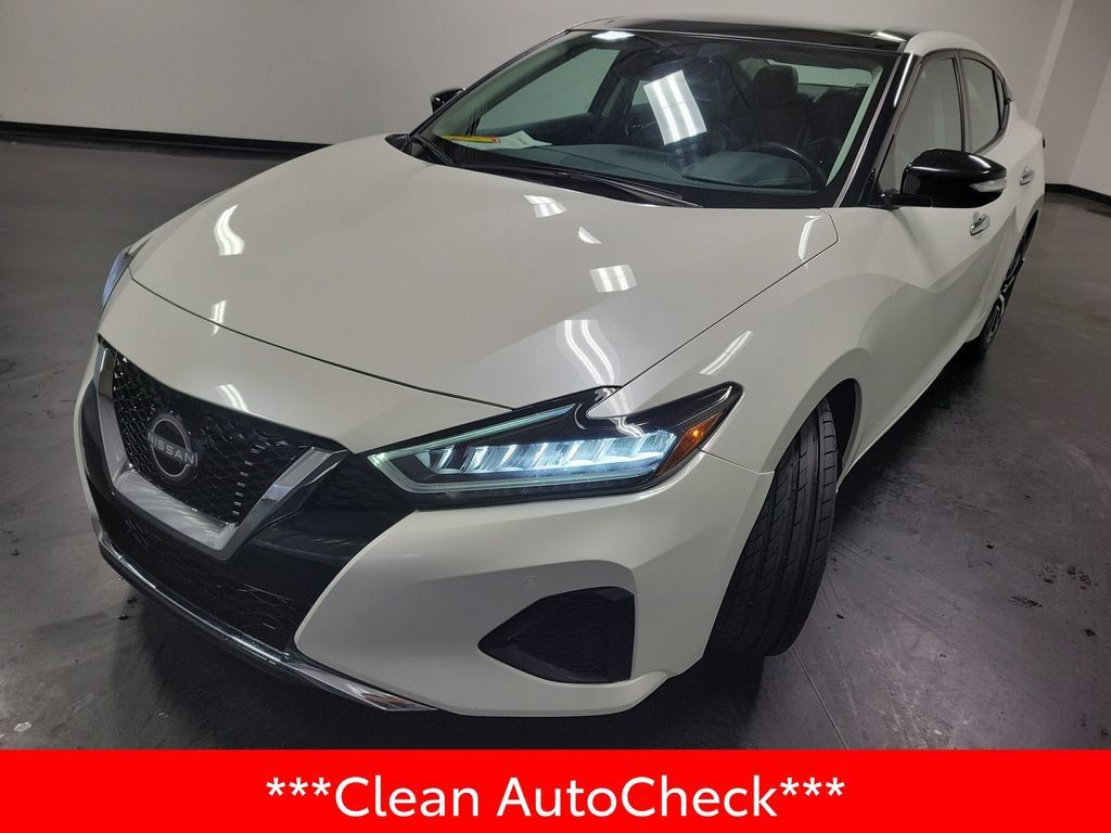 Used 2023 Nissan Maxima SL FWD image 4