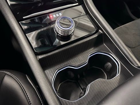 Used 2025 Jeep Grand Cherokee Altitude RWD image 17