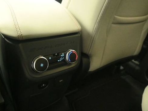 New 2026 Ford Explorer Active w/ Active Comfort Package AWD/4WD image 13